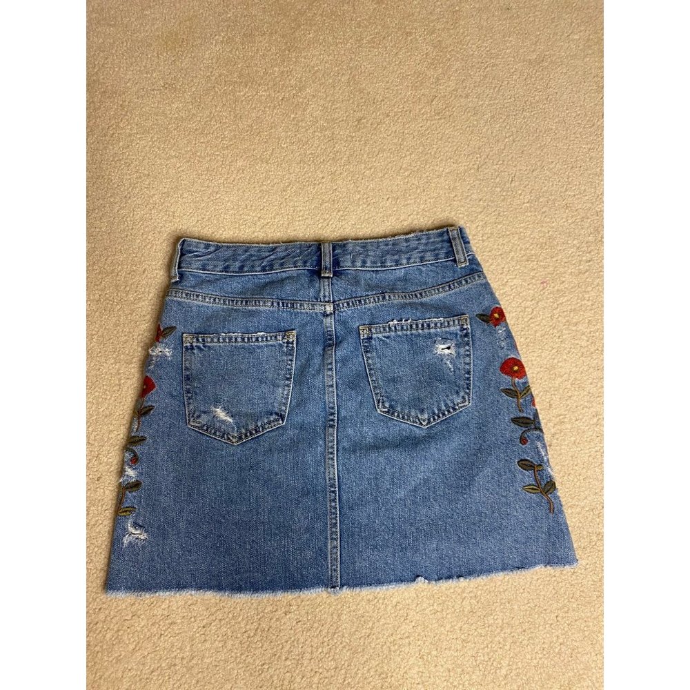 Zara Basic Z1975 Embroidered Floral High Low Denim Skirt Size XS - Picture 2 of 5